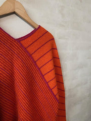 Babette trøje af Hanne Falkenberg, strikkekit | 08 Orange, 59 Fuchsia, 93 Tomat