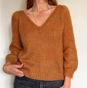 Casia sweater V - neck Refined Knitwear, silk mohair kit Strikkekit Refined Knitwear