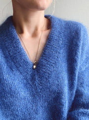 Stockholm sweater med V - neck fra PetiteKnit, silk mohair strikkekit