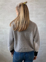 Studio sweater af Hanne Falkenberg, No 2 strikkekit Strikkekit Hanne Falkenberg