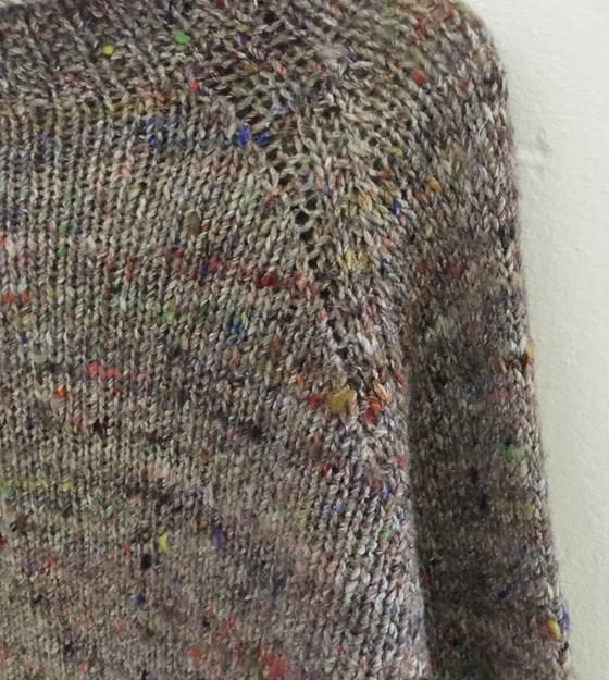 Knitted sweater with specks, beige background color and multicolored specks, knitted in Önling no 5